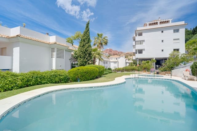 3 soveværelse Penthouse til salg i Calahonda, Mijas med swimmingpool garage - € 449.000 (Ref: 9999189)