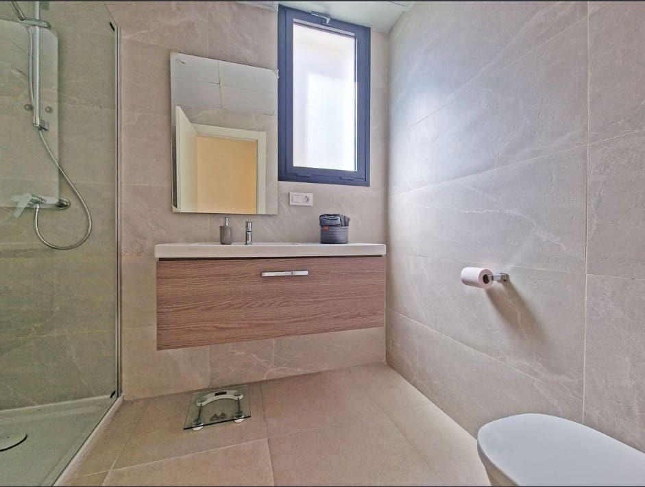 2 soverom Leilighet til salgs i La Cala de Mijas med svømmebasseng garasje - € 445 000 (Ref: 9999190)