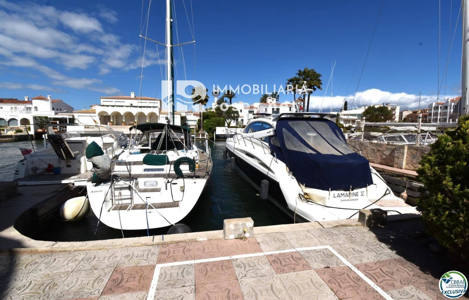 11 sypialnia Willa na sprzedaż w Empuriabrava z basenem garażem - 4 200 000 € (Ref: 10004357)