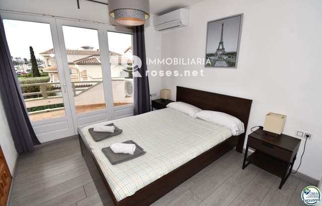 11 sypialnia Willa na sprzedaż w Empuriabrava, Castelló d'Empúries z basenem garażem - 4 200 000 € (Ref: 10004357)