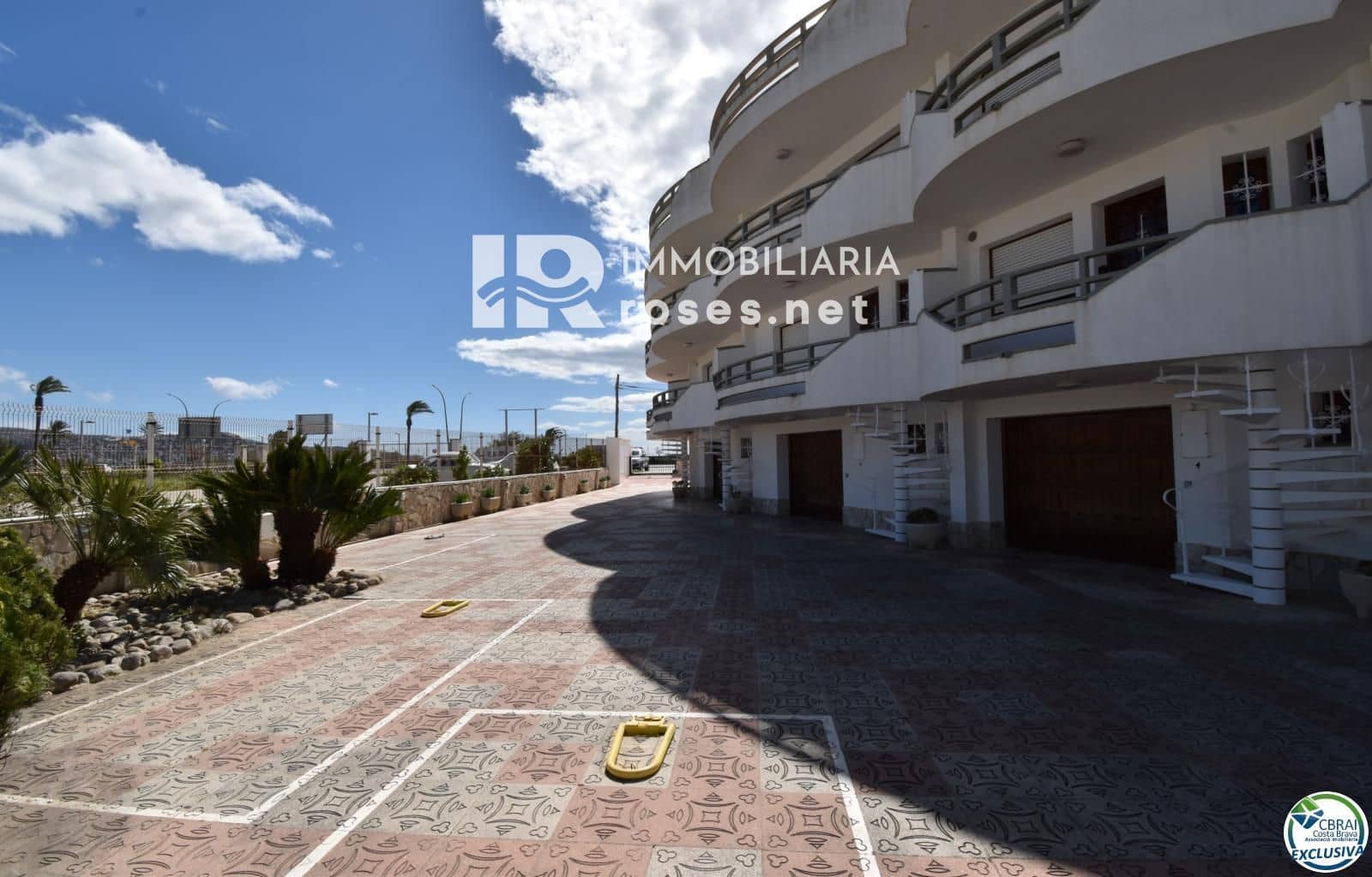 11 sypialnia Willa na sprzedaż w Empuriabrava z basenem garażem - 4 200 000 € (Ref: 10004357)