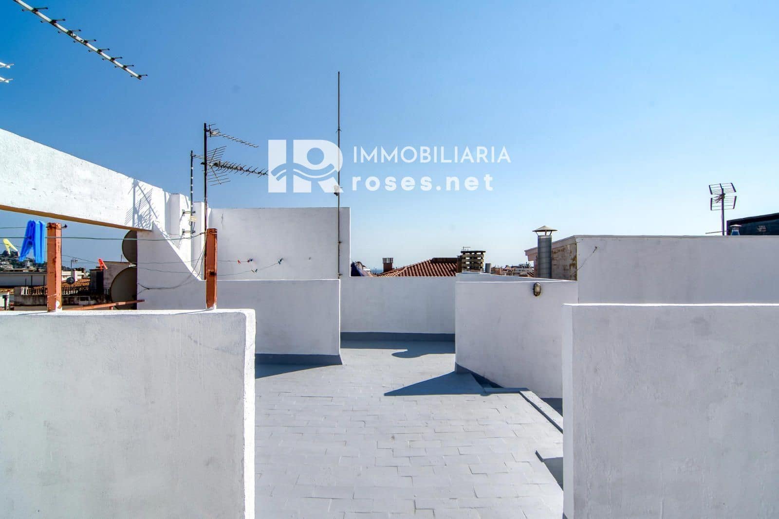 2 sypialnia Mieszkanie na sprzedaż w Roses - 139 000 € (Ref: 10004358)