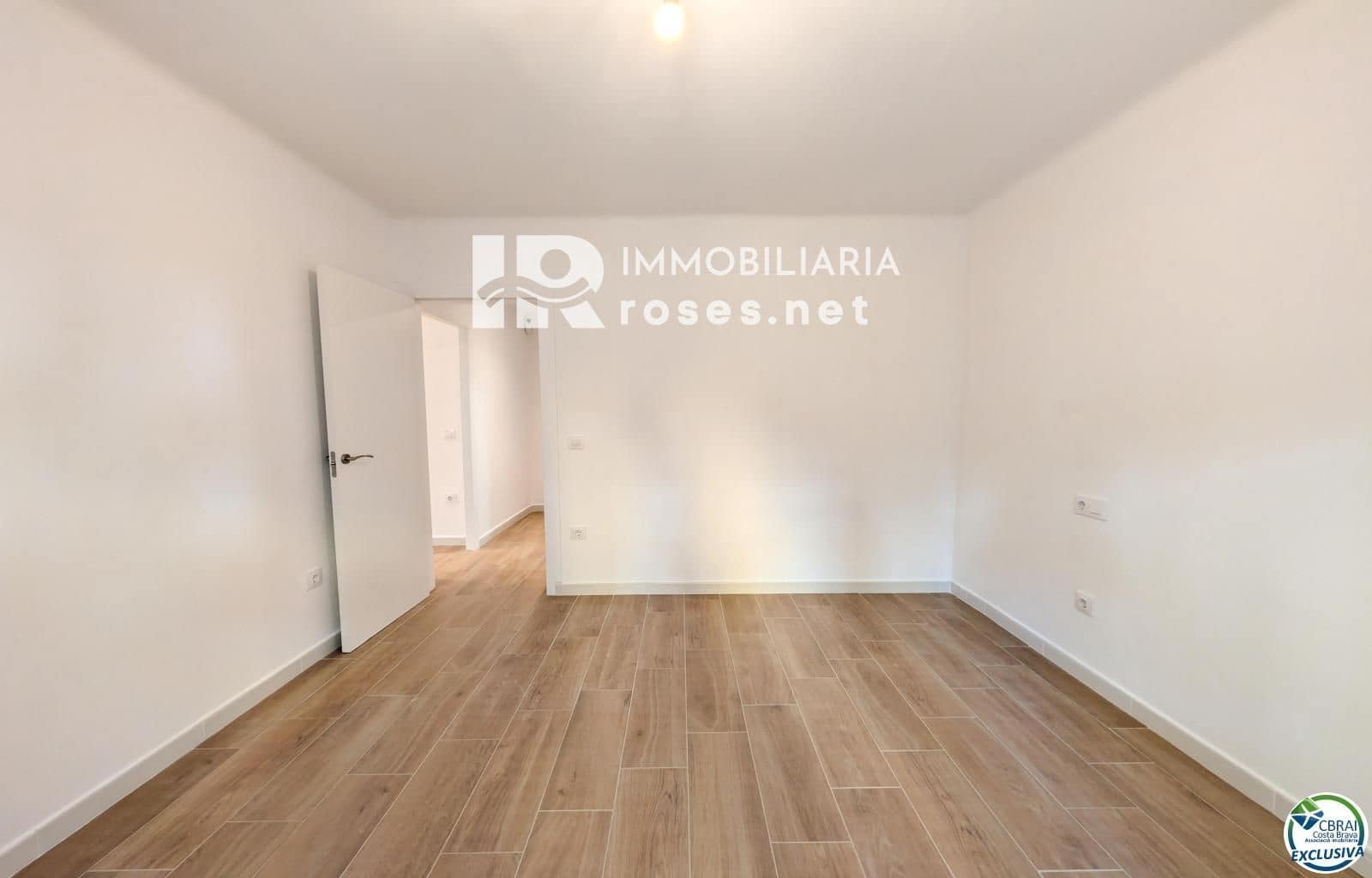 2 slaapkamer Flat te koop in Portbou - € 139.000 (Ref: 10007572)