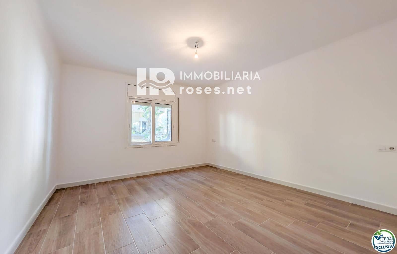 2 slaapkamer Flat te koop in Portbou - € 139.000 (Ref: 10007572)