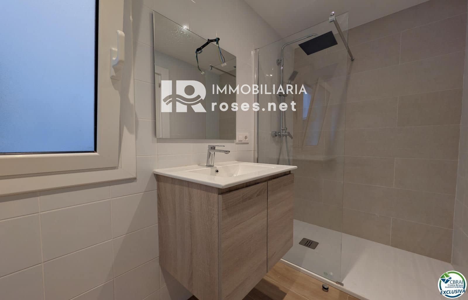2 slaapkamer Flat te koop in Portbou - € 139.000 (Ref: 10007572)