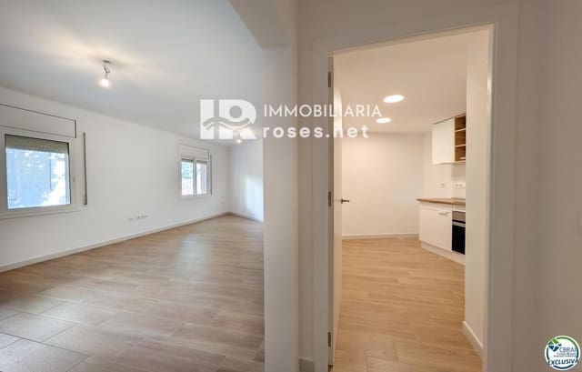 2 bedroom Flat for sale in Portbou - € 139,000 (Ref: 10007572)