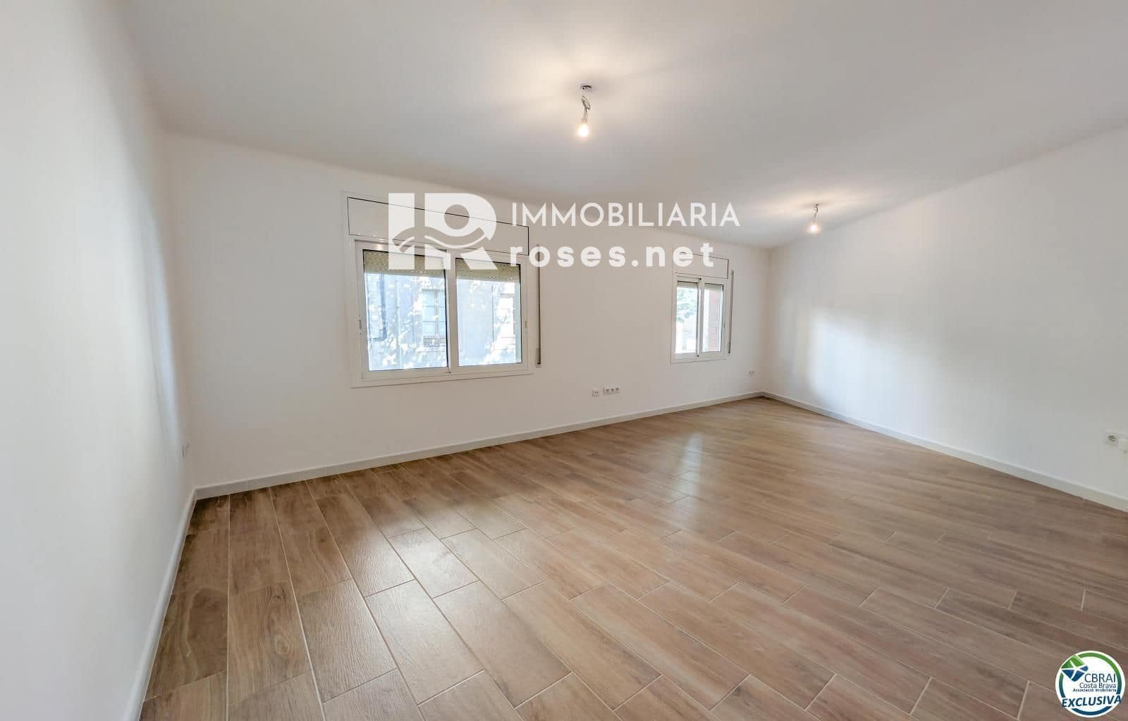 2 slaapkamer Flat te koop in Portbou - € 139.000 (Ref: 10007572)