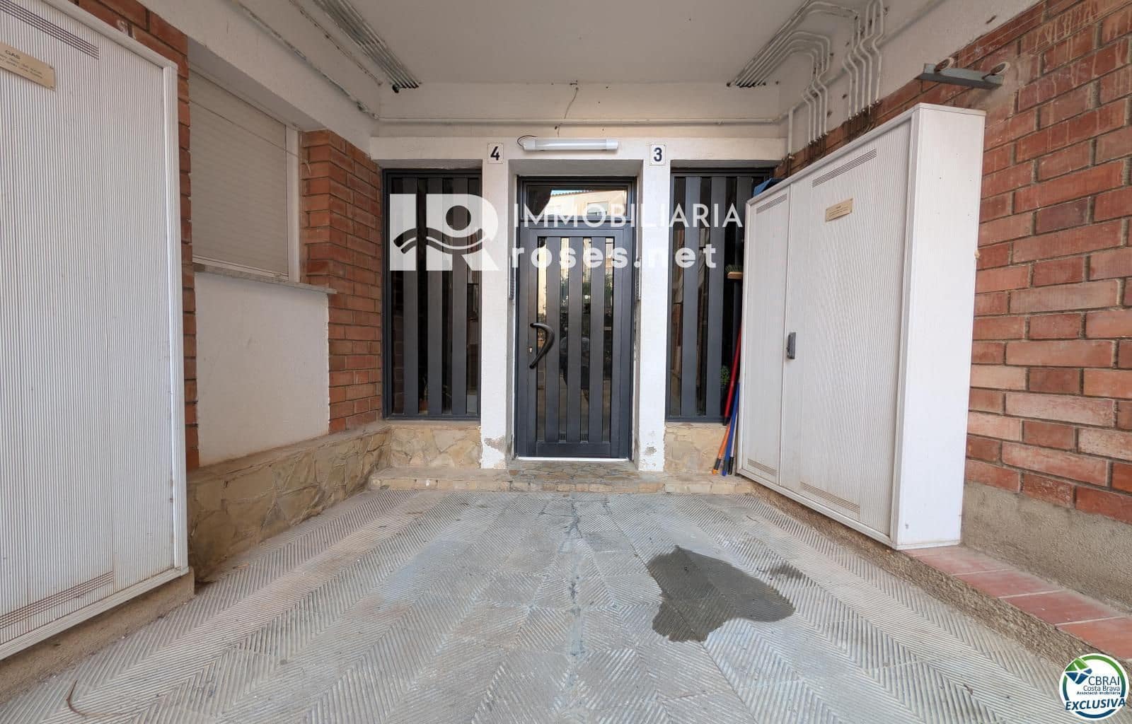 2 slaapkamer Flat te koop in Portbou - € 139.000 (Ref: 10007572)