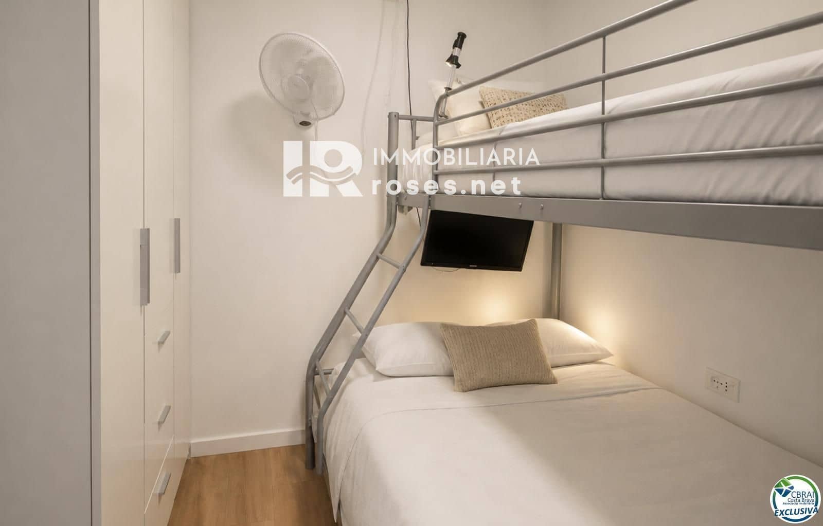 2 bedroom Flat for sale in Empuriabrava - € 215,000 (Ref: 10014140)