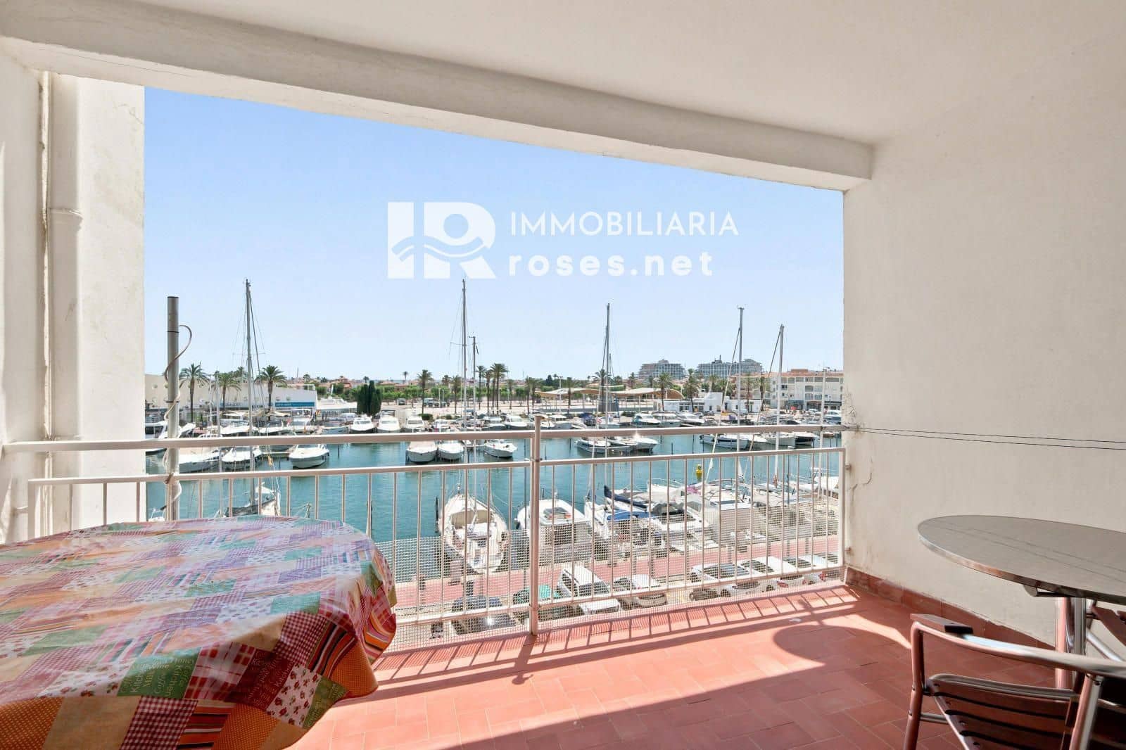 Wohnung zu verkaufen in Empuriabrava - 135.000 € (Ref: 10021209)