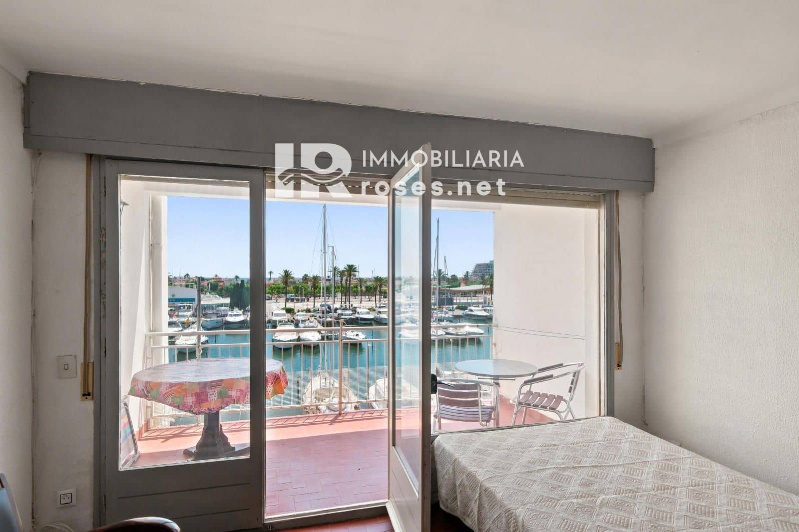 Wohnung zu verkaufen in Empuriabrava - 135.000 € (Ref: 10021209)