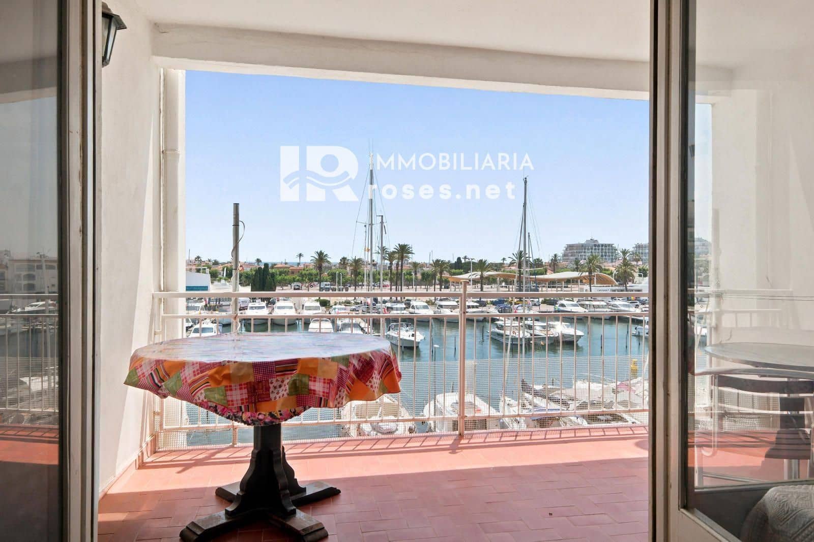 Wohnung zu verkaufen in Empuriabrava - 135.000 € (Ref: 10021209)
