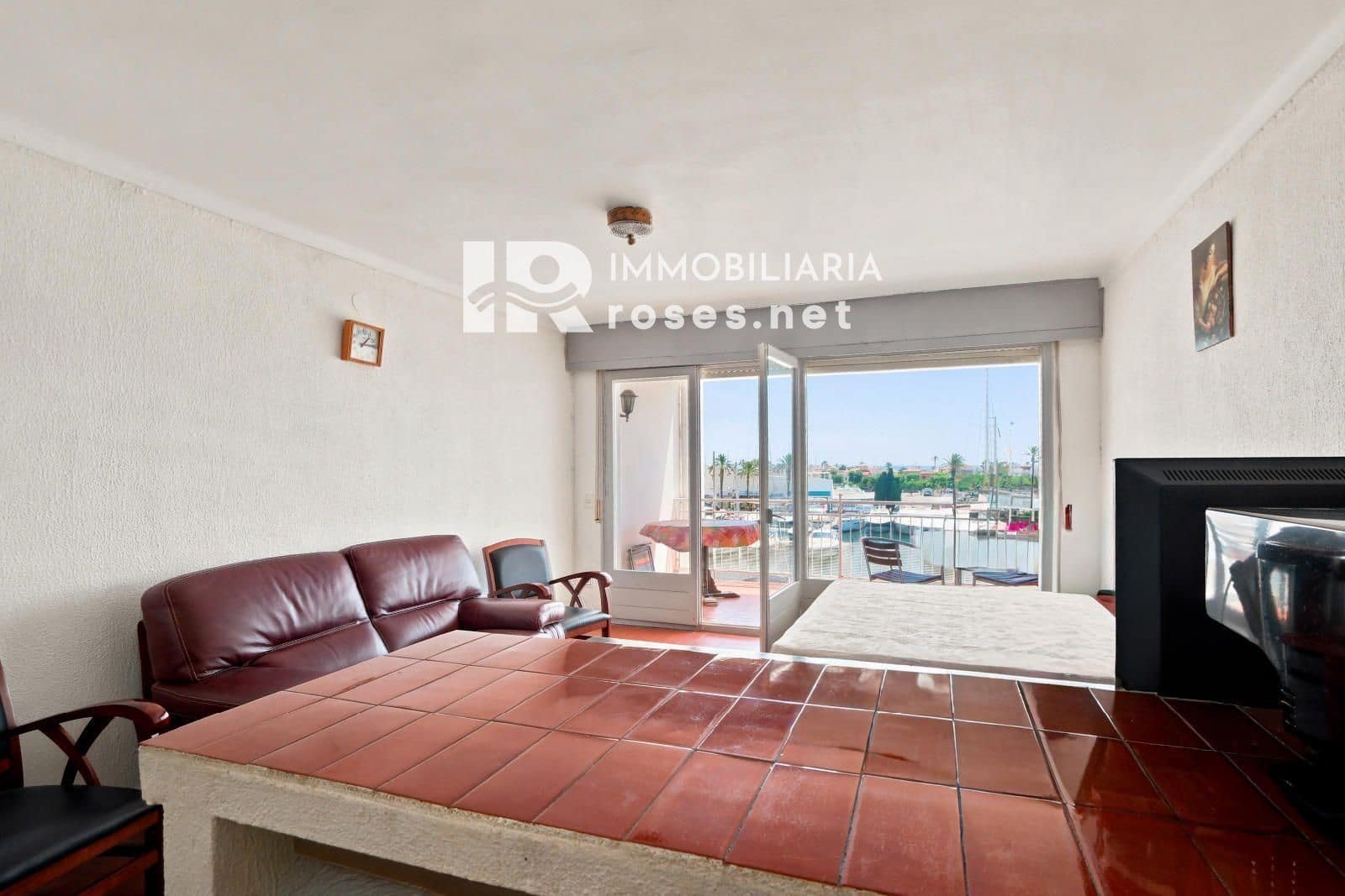 Wohnung zu verkaufen in Empuriabrava - 135.000 € (Ref: 10021209)