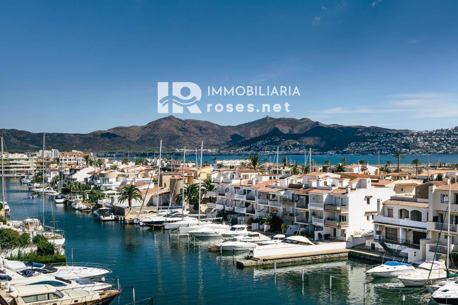 Wohnung zu verkaufen in Empuriabrava - 135.000 € (Ref: 10021209)