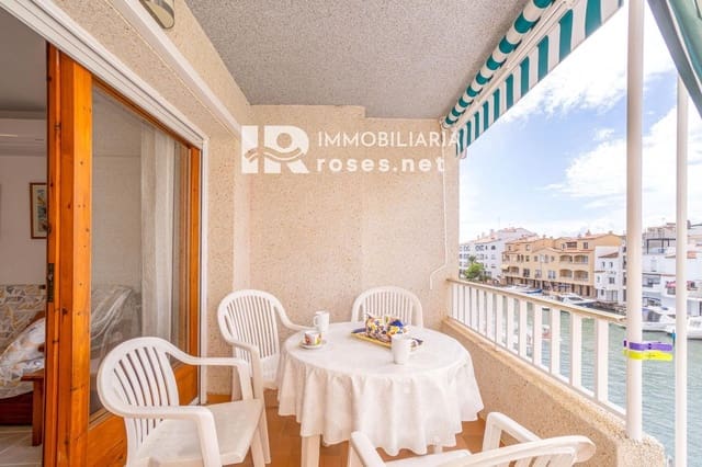 2 bedroom Flat for sale in Empuriabrava, Castelló d'Empúries - € 265,000 (Ref: 10034244)