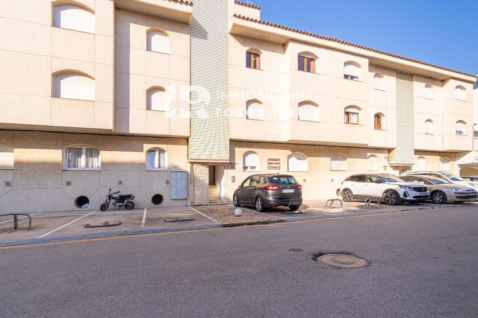 2 bedroom Flat for sale in Empuriabrava - € 265,000 (Ref: 10034244)