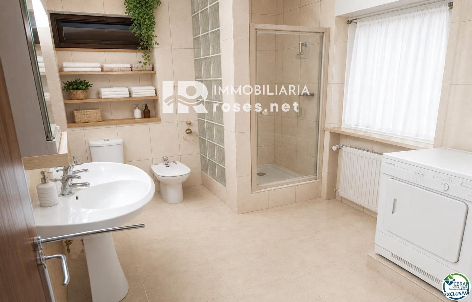 3 sypialnia Willa na sprzedaż w Empuriabrava z garażem - 795 000 € (Ref: 10037744)
