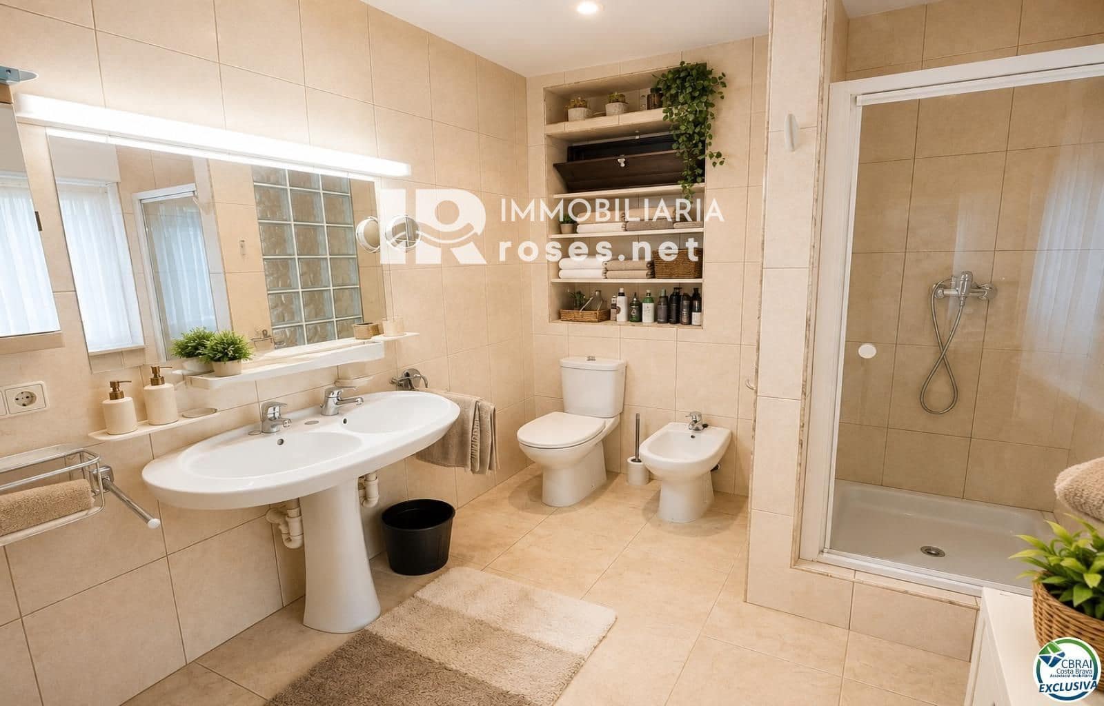 3 sypialnia Willa na sprzedaż w Empuriabrava z garażem - 795 000 € (Ref: 10037744)