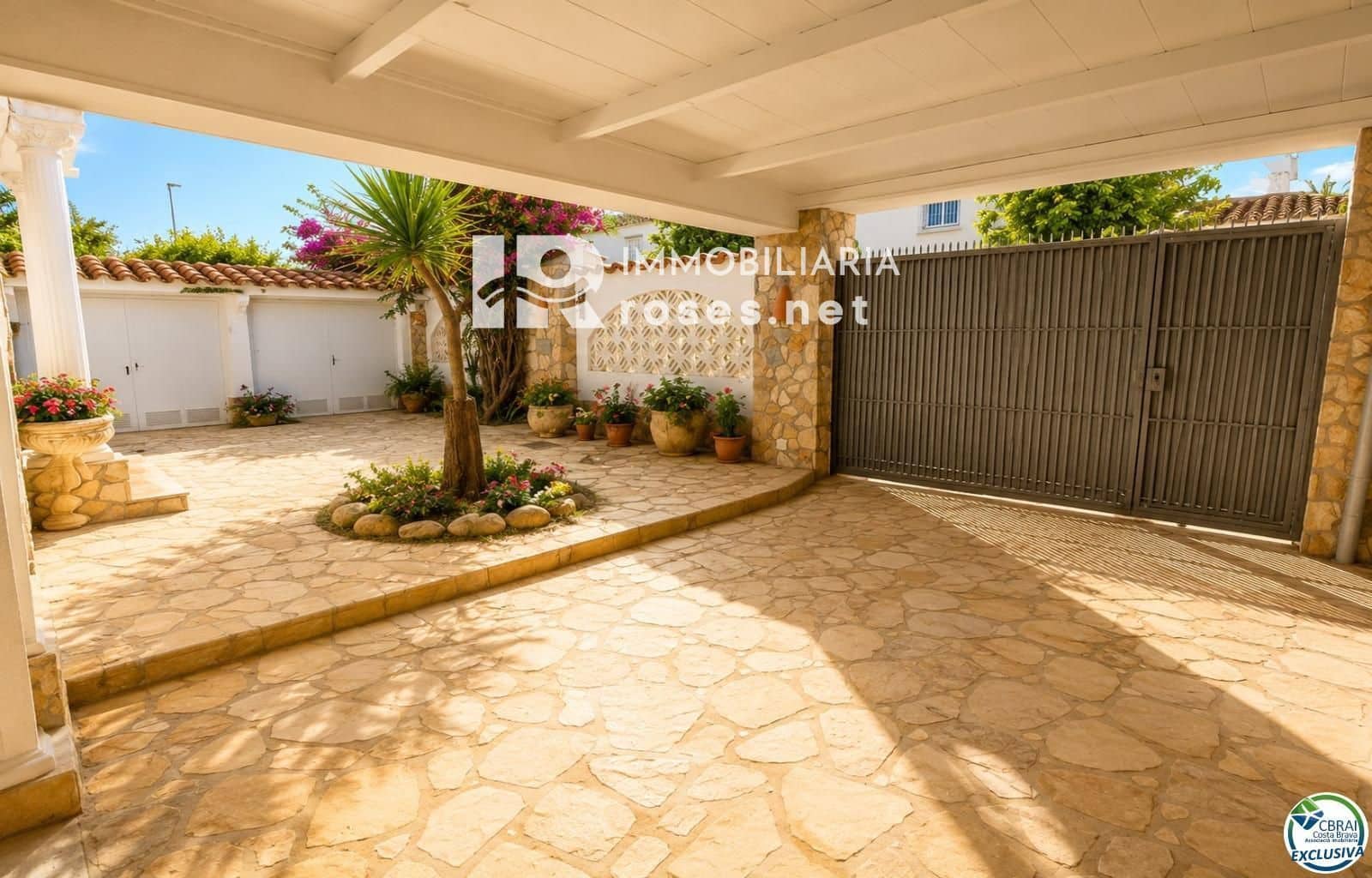 3 sypialnia Willa na sprzedaż w Empuriabrava z garażem - 795 000 € (Ref: 10037744)