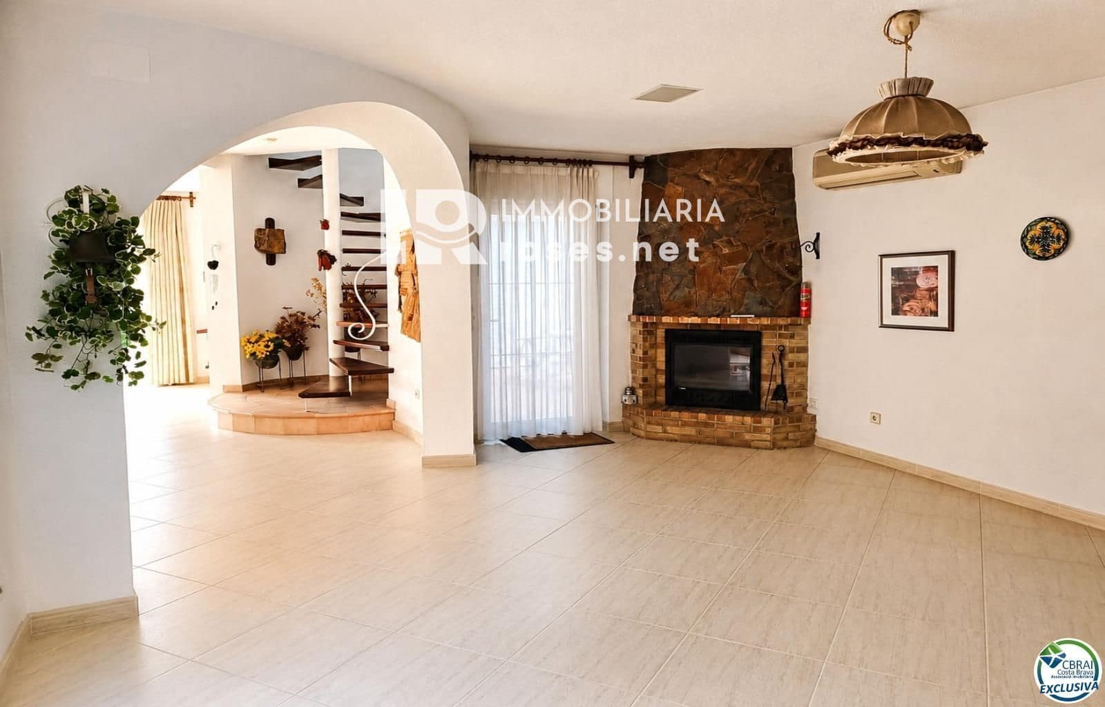 3 sypialnia Willa na sprzedaż w Empuriabrava z garażem - 795 000 € (Ref: 10037744)