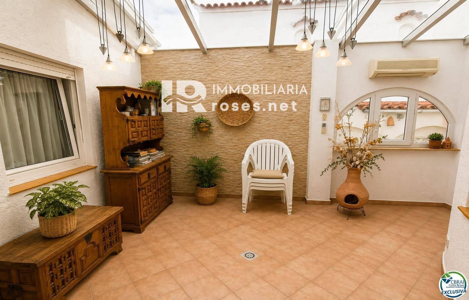 3 sypialnia Willa na sprzedaż w Empuriabrava z garażem - 795 000 € (Ref: 10037744)