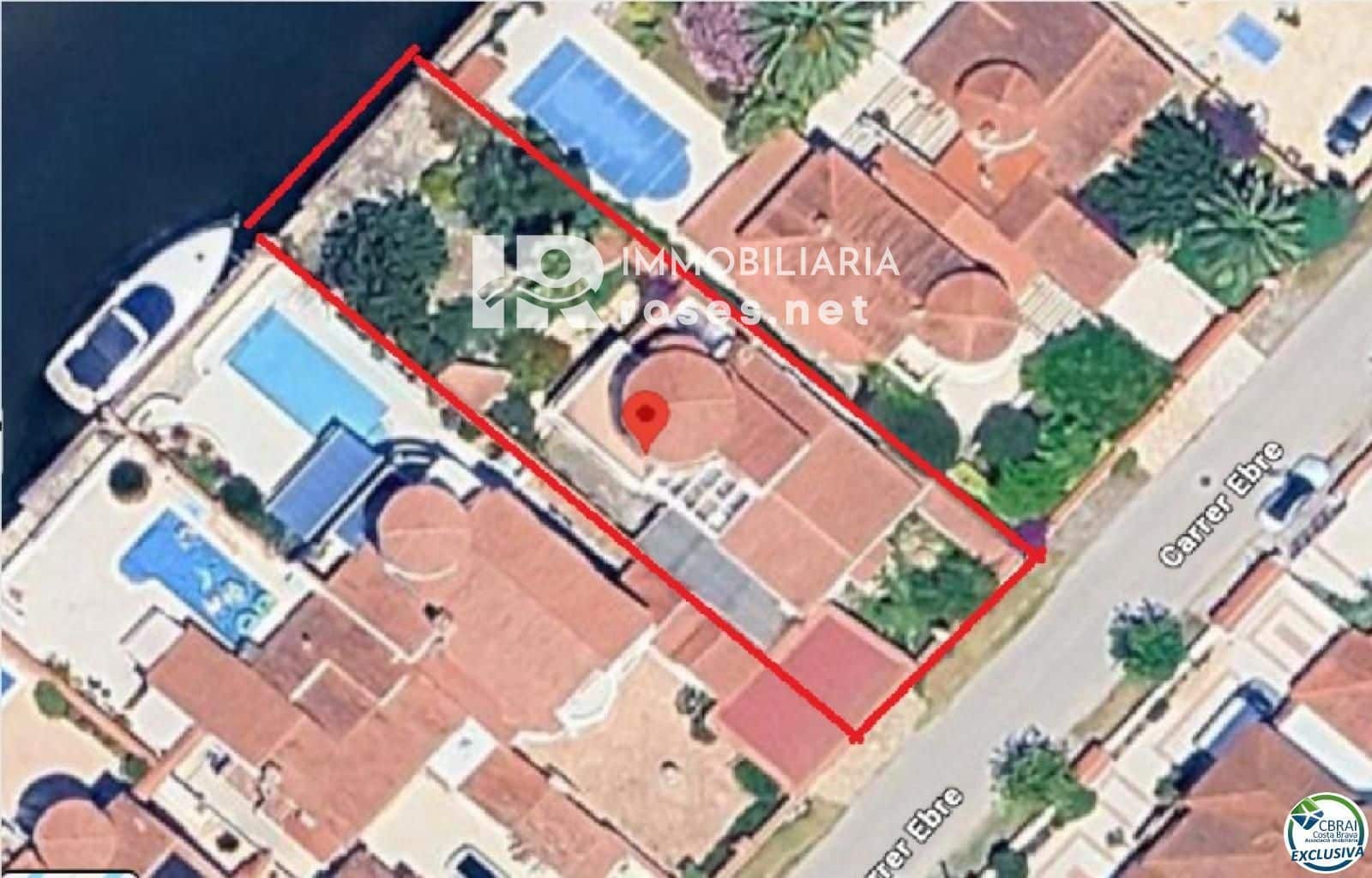 3 sypialnia Willa na sprzedaż w Empuriabrava z garażem - 795 000 € (Ref: 10037744)