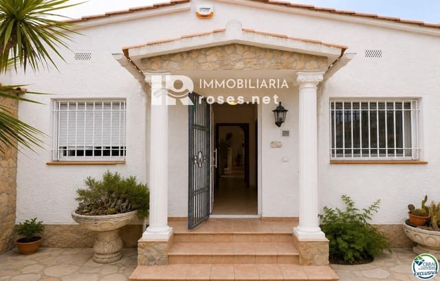 3 sypialnia Willa na sprzedaż w Empuriabrava, Castelló d'Empúries z garażem - 795 000 € (Ref: 10037744)