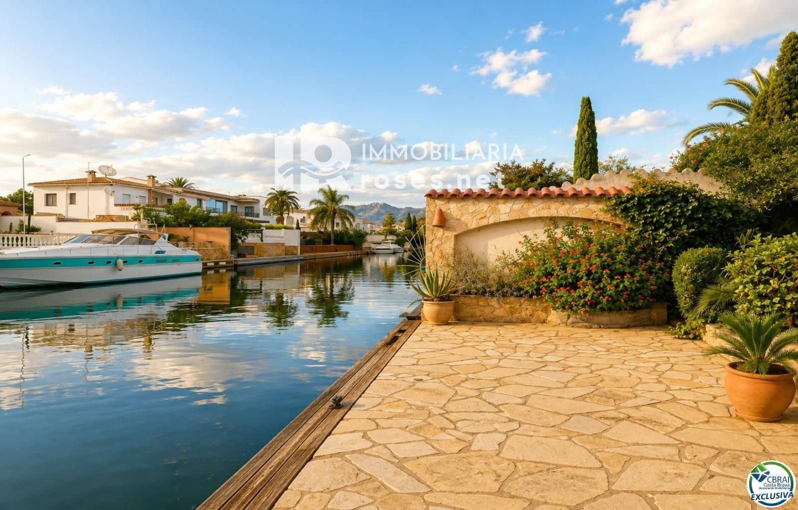 3 sypialnia Willa na sprzedaż w Empuriabrava z garażem - 795 000 € (Ref: 10037744)