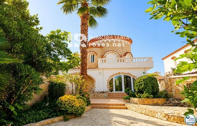 3 sypialnia Willa na sprzedaż w Empuriabrava, Castelló d'Empúries z garażem - 795 000 € (Ref: 10037744)