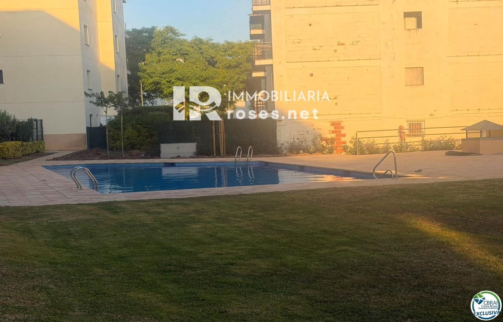 2 sypialnia Mieszkanie na sprzedaż w Roses z basenem - 475 000 € (Ref: 10037745)