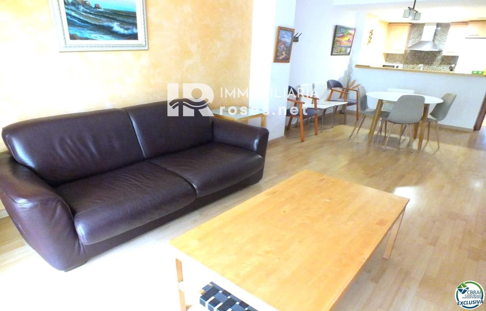 2 bedroom Flat for sale in Roses with pool - € 475,000 (Ref: 10037745)