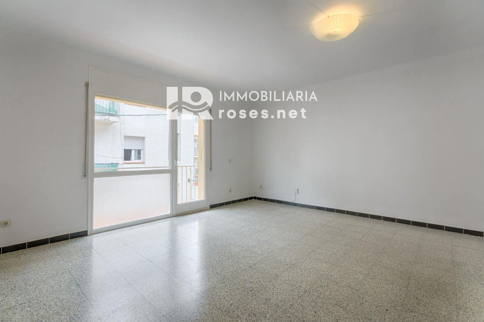 3 sovrum Lägenhet till salu i Roses - 185 500 € (Ref: 10045497)