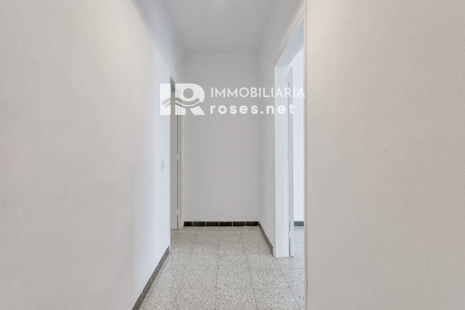 3 sovrum Lägenhet till salu i Roses - 185 500 € (Ref: 10045497)