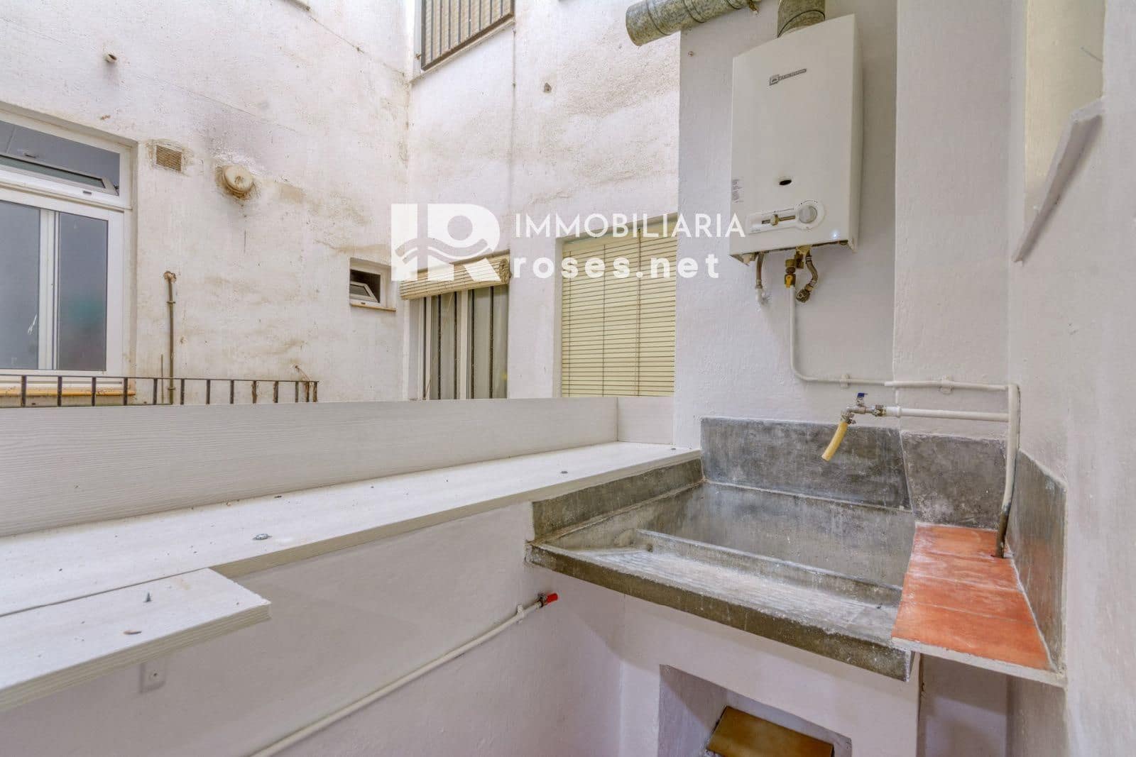 3 sovrum Lägenhet till salu i Roses - 185 500 € (Ref: 10045497)