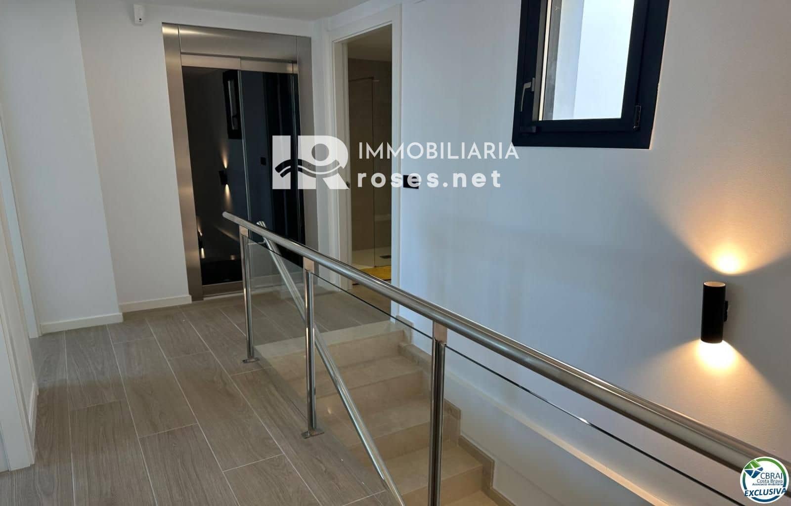 3 slaapkamer Villa te koop in Roses met zwembad garage - € 1.499.000 (Ref: 10051919)