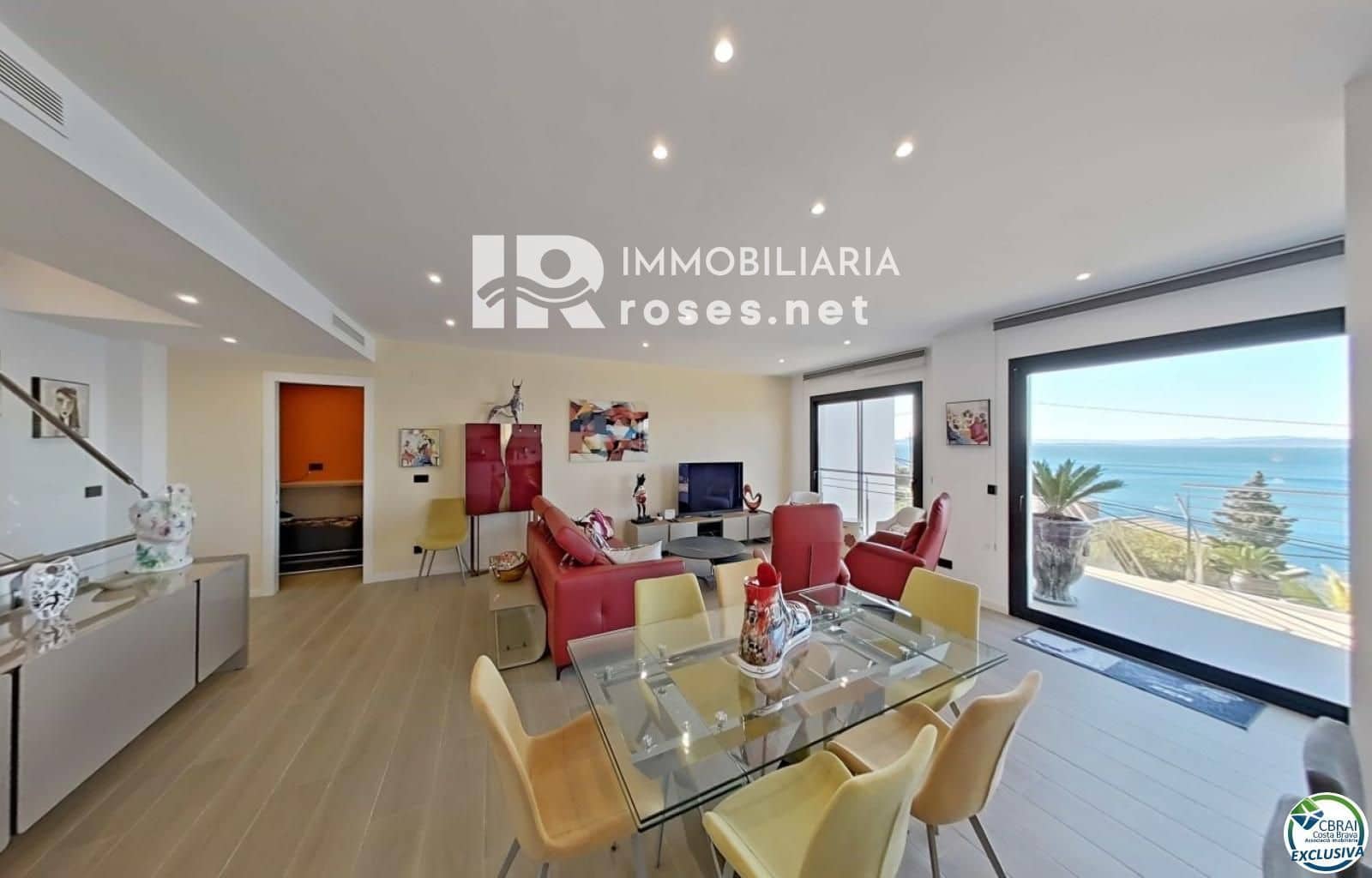 3 slaapkamer Villa te koop in Roses met zwembad garage - € 1.499.000 (Ref: 10051919)