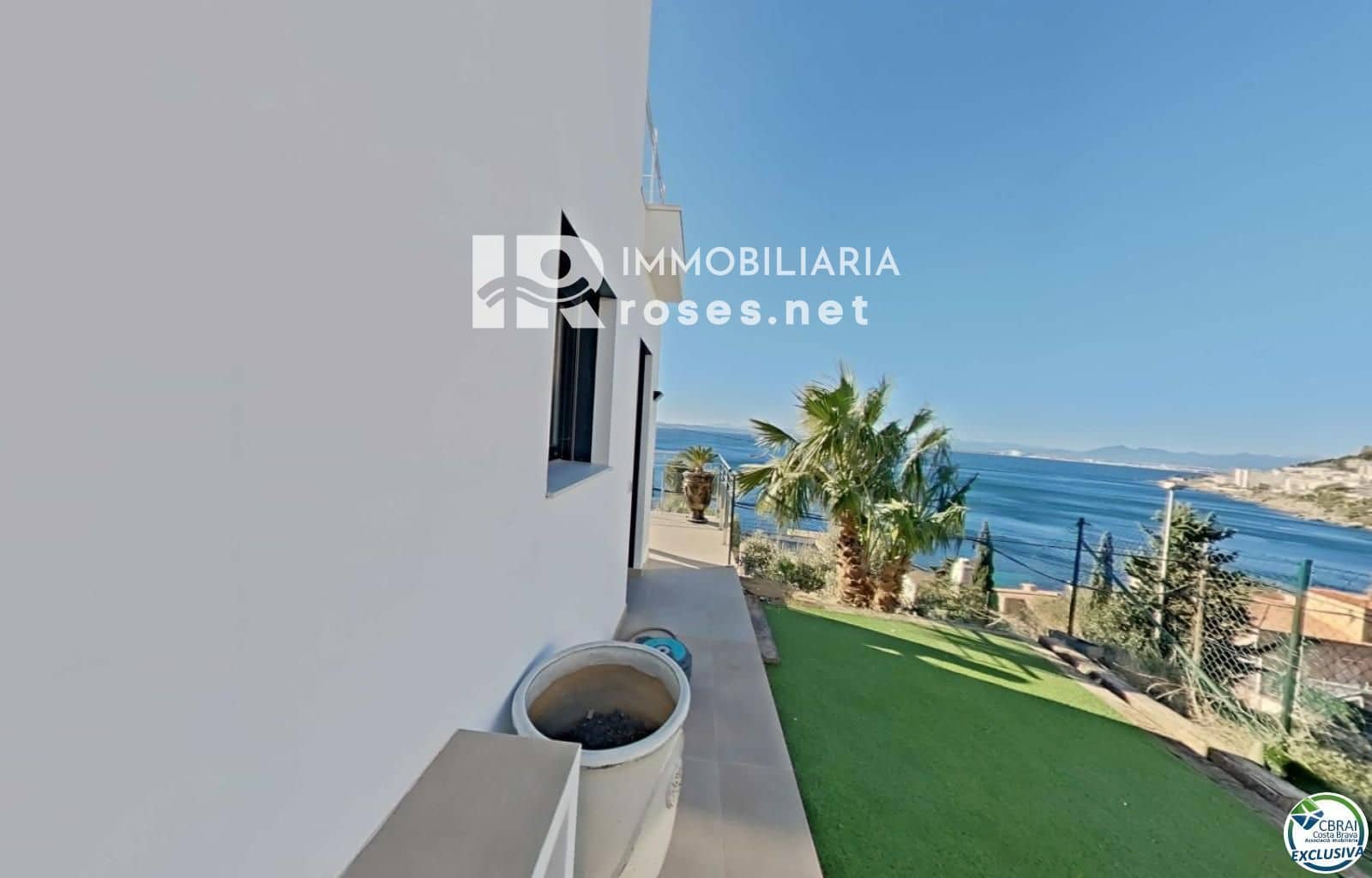 3 slaapkamer Villa te koop in Roses met zwembad garage - € 1.499.000 (Ref: 10051919)