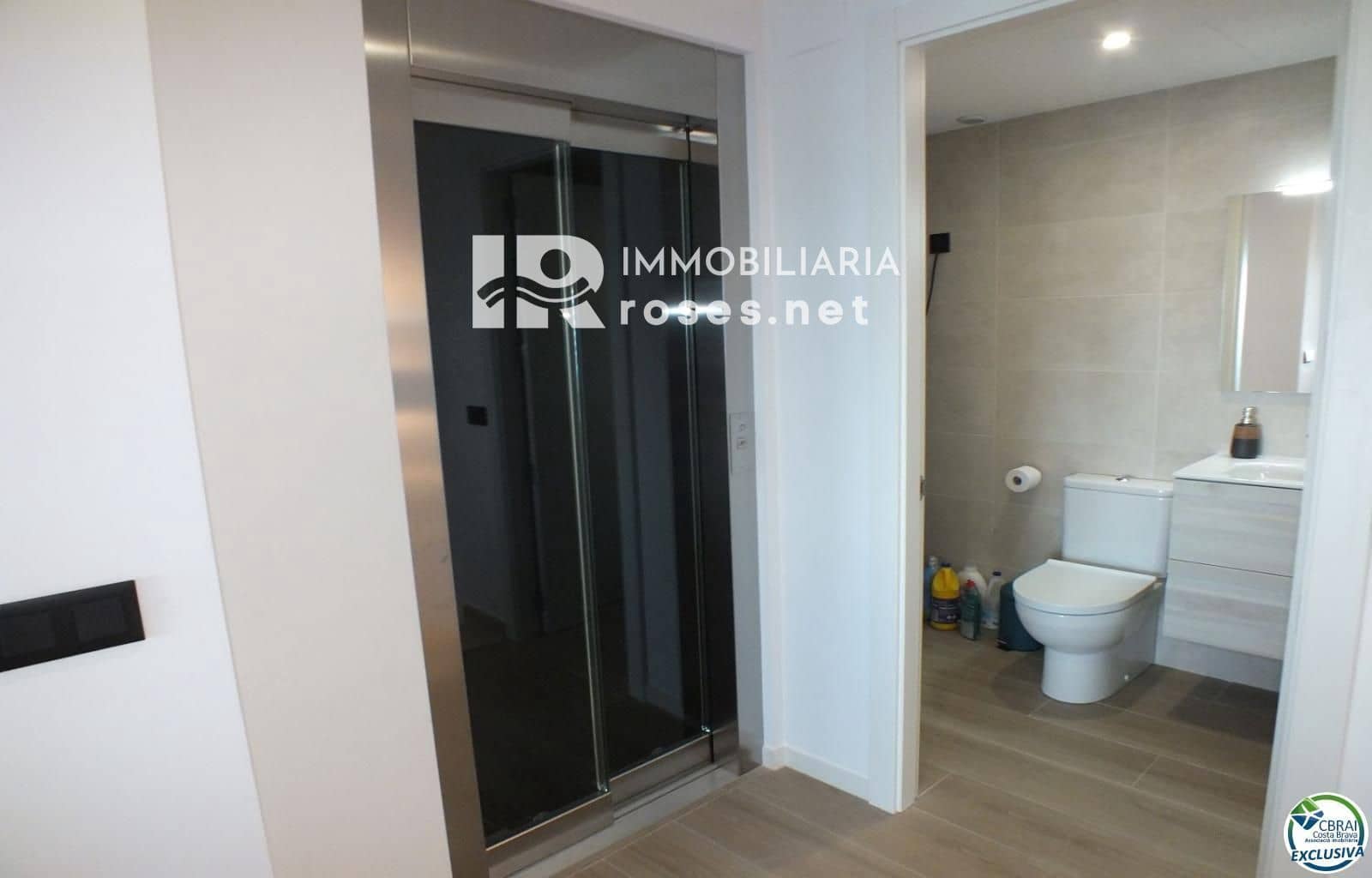 3 slaapkamer Villa te koop in Roses met zwembad garage - € 1.499.000 (Ref: 10051919)