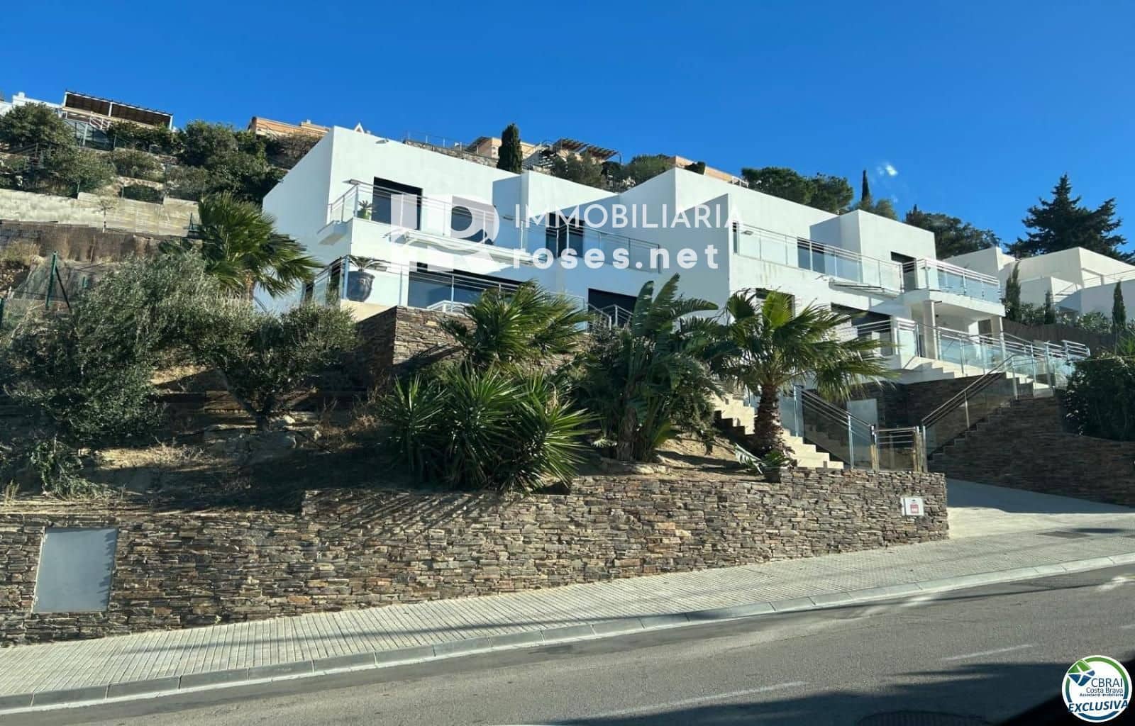 3 slaapkamer Villa te koop in Roses met zwembad garage - € 1.499.000 (Ref: 10051919)