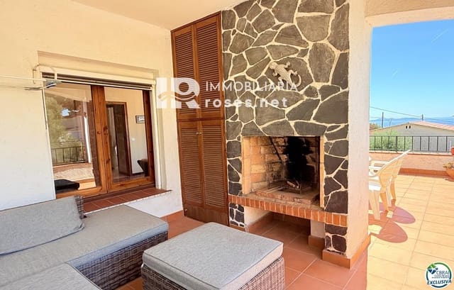 2 slaapkamer Villa te koop in El Mas Fumats, Roses - € 179.000 (Ref: 10055744)