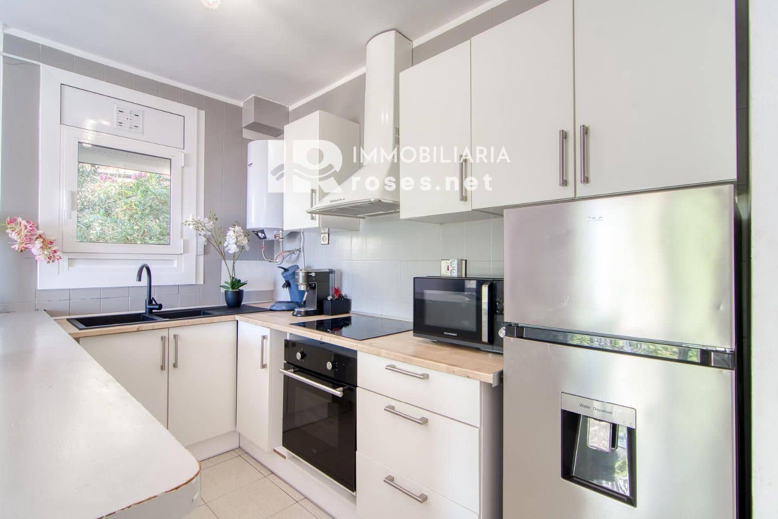 1 bedroom Flat for sale in Roses - € 172,000 (Ref: 10055745)