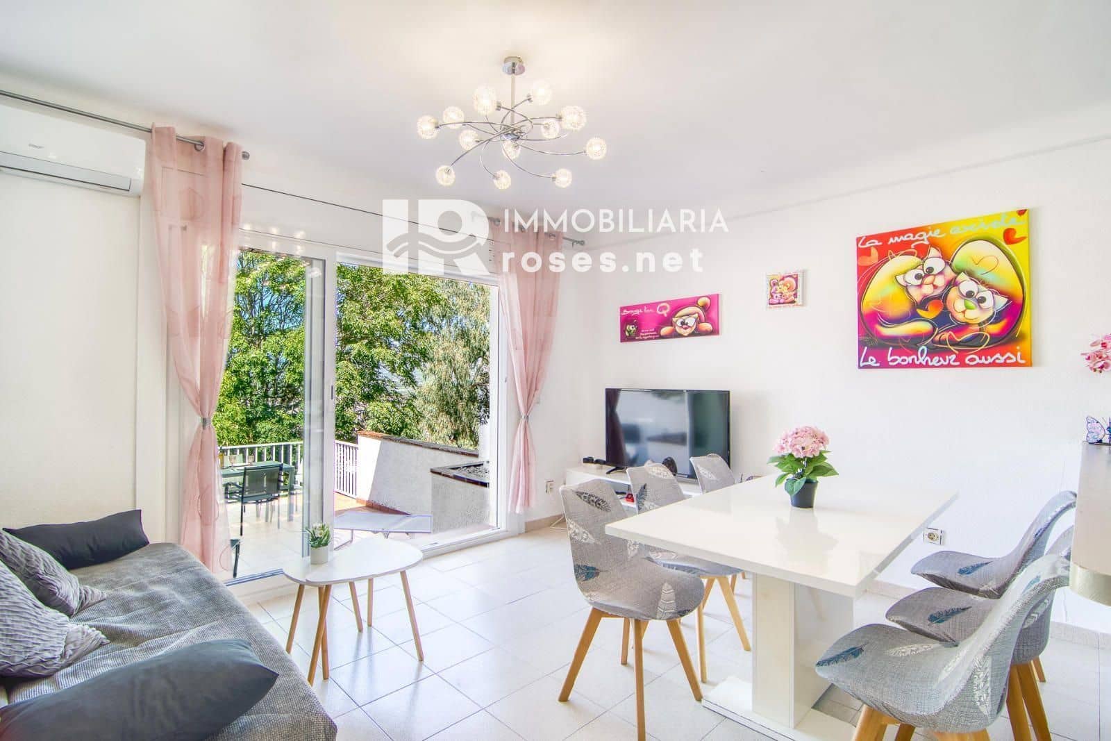 1 bedroom Flat for sale in Roses - € 172,000 (Ref: 10055745)