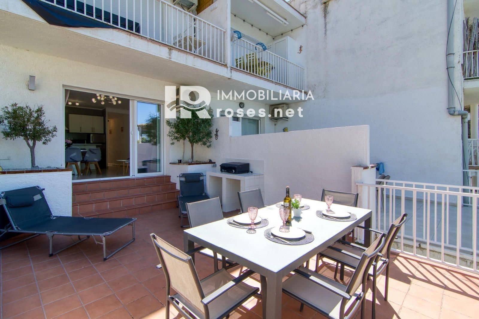 1 bedroom Flat for sale in Roses - € 172,000 (Ref: 10055745)