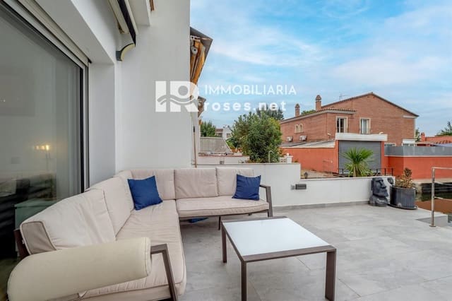 3 sypialnia Dom na sprzedaż w Empuriabrava, Castelló d'Empúries - 449 000 € (Ref: 10062373)