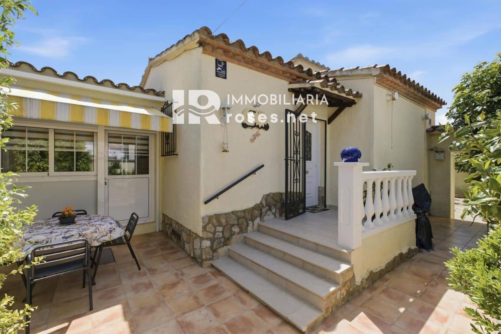 2 soverom Villa til salgs i Empuriabrava med garasje - € 307 000 (Ref: 10068117)