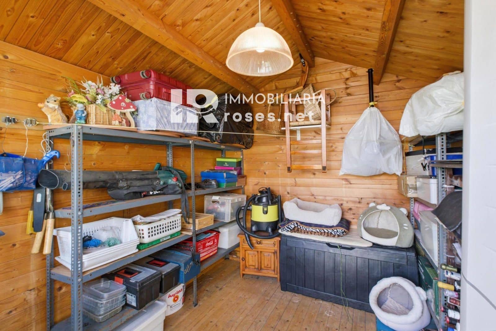 2 soverom Villa til salgs i Empuriabrava med garasje - € 307 000 (Ref: 10068117)