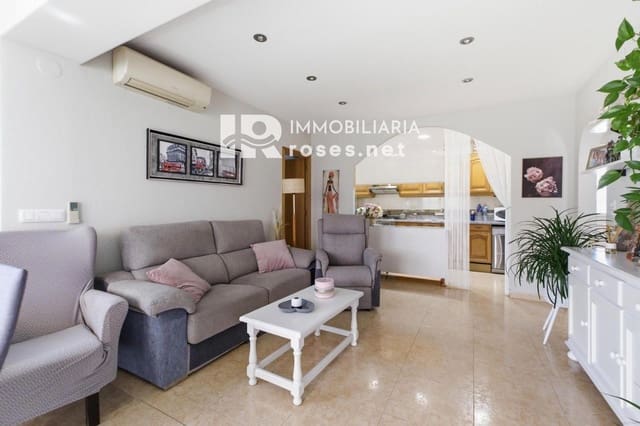 2 soverom Villa til salgs i Empuriabrava, Castelló d'Empúries med garasje - € 307 000 (Ref: 10068117)