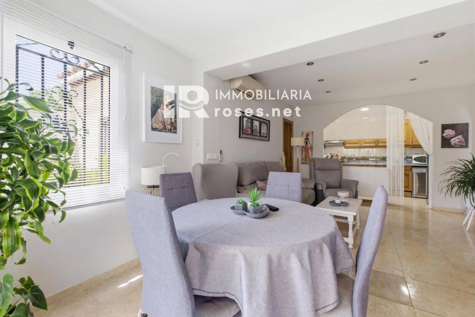 2 soverom Villa til salgs i Empuriabrava med garasje - € 307 000 (Ref: 10068117)