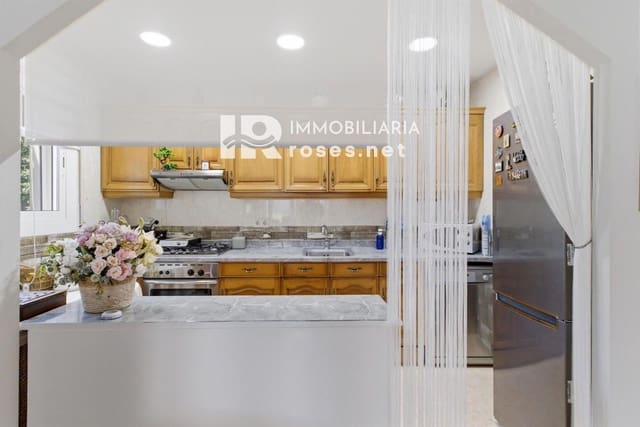 2 soverom Villa til salgs i Empuriabrava, Castelló d'Empúries med garasje - € 307 000 (Ref: 10068117)