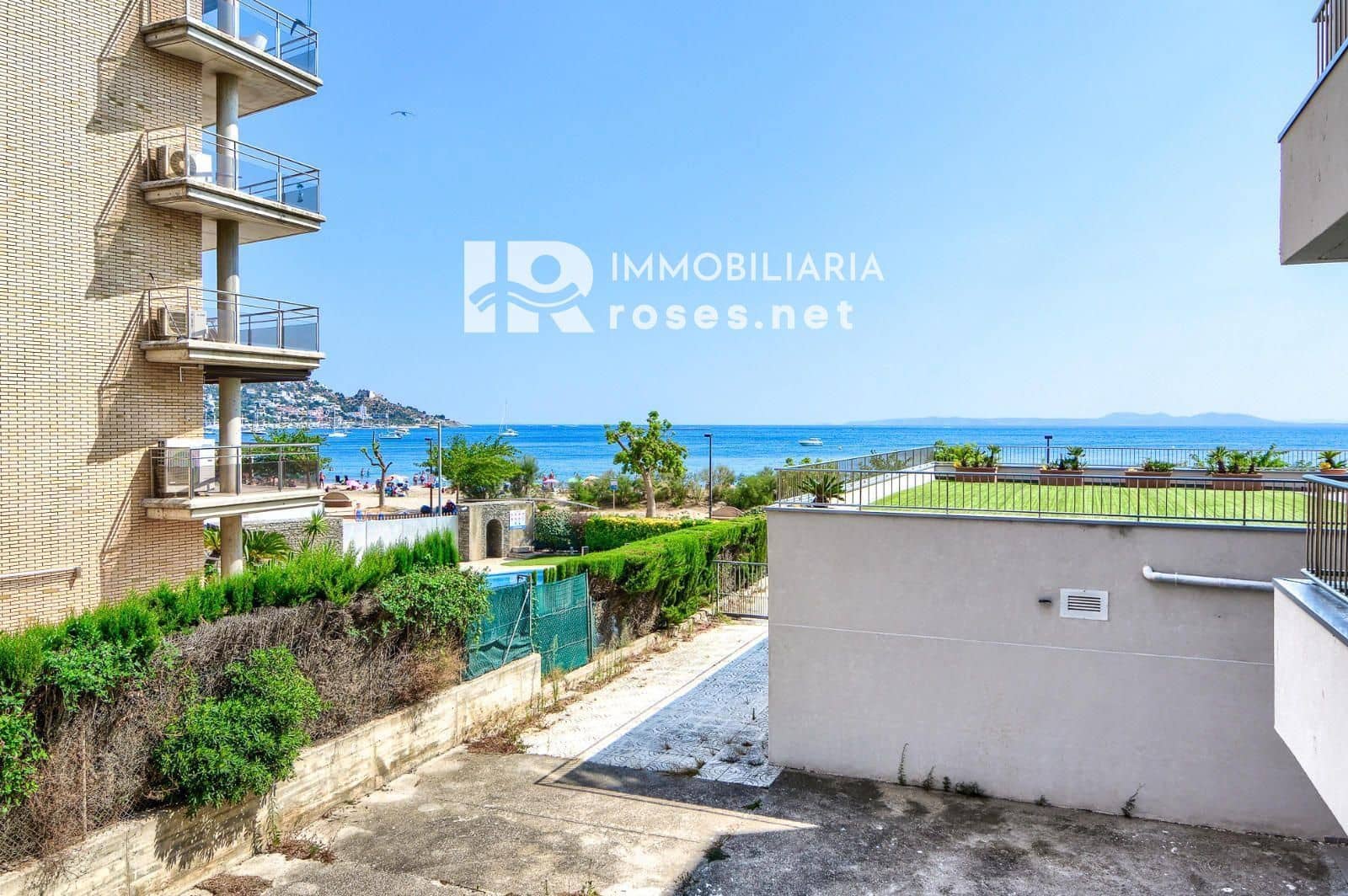 1 sovrum Lägenhet till salu i Roses - 179 000 € (Ref: 10072880)